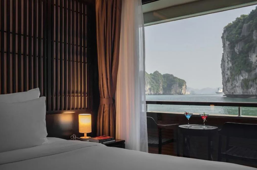 Scarlet Pearl Cruise en Halong