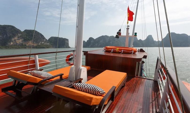 L'Azalee Private Charter en Halong
