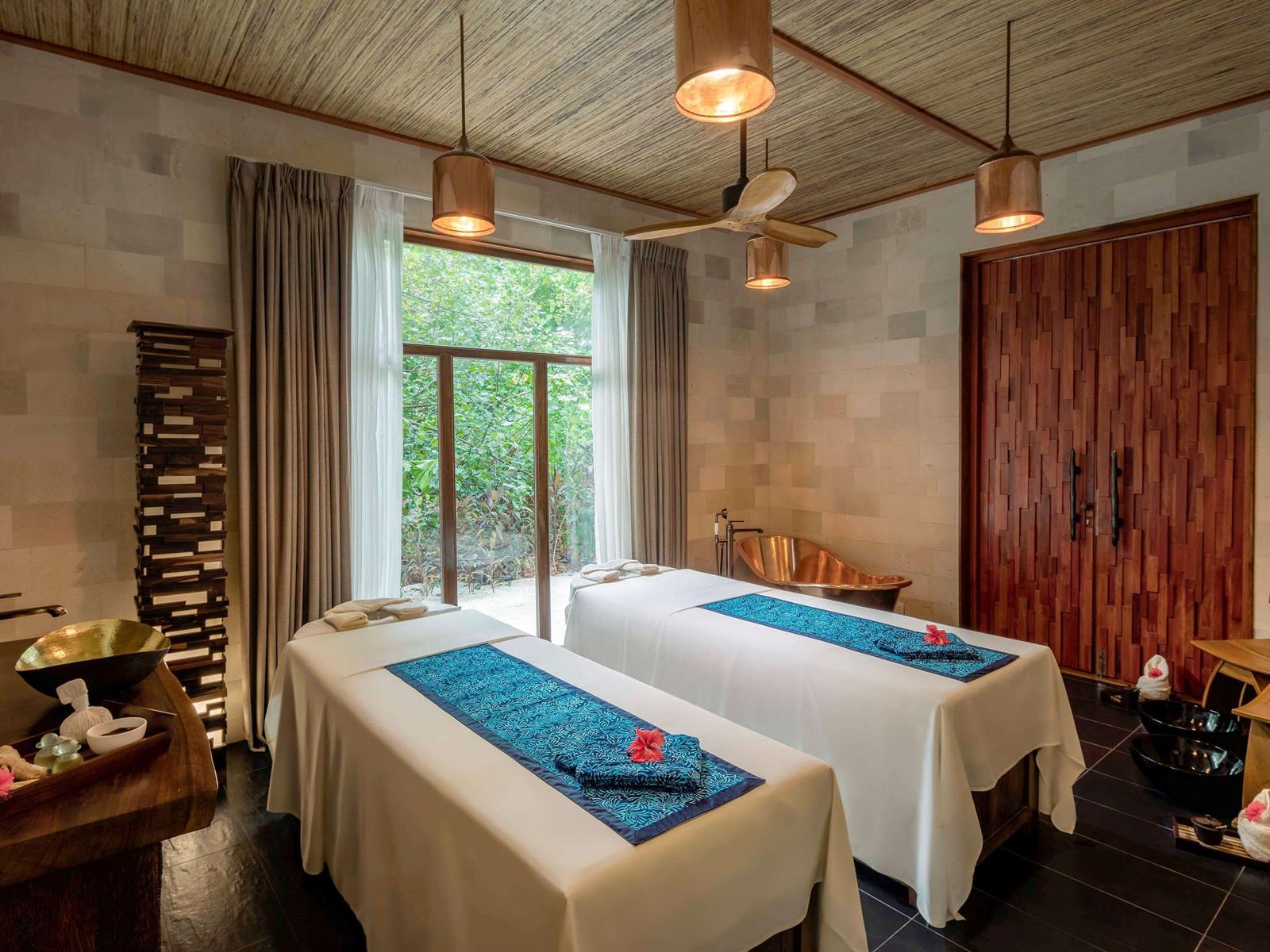 Mövenpick Resort Kuredhivaru Maldives en Noonu Atoll
