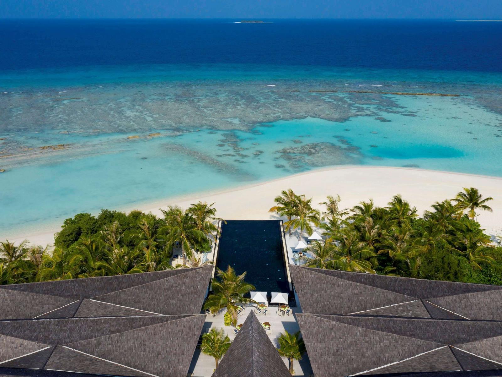 Mövenpick Resort Kuredhivaru Maldives en Noonu Atoll
