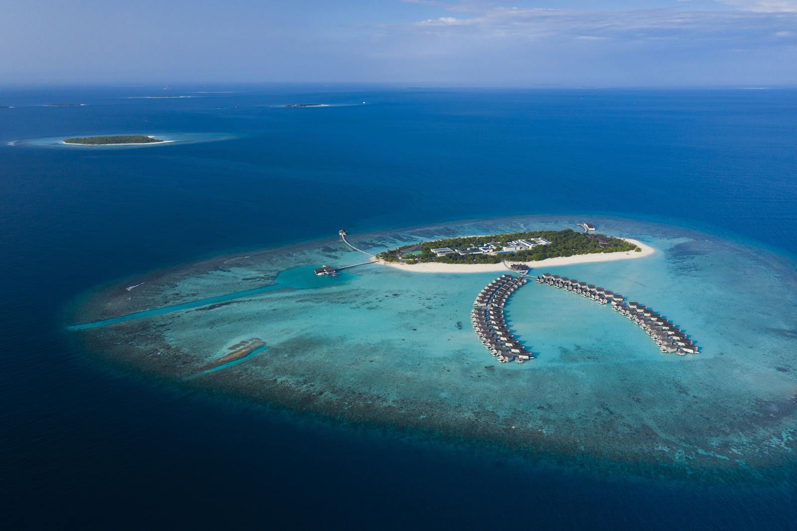 Mövenpick Resort Kuredhivaru Maldives en Noonu Atoll
