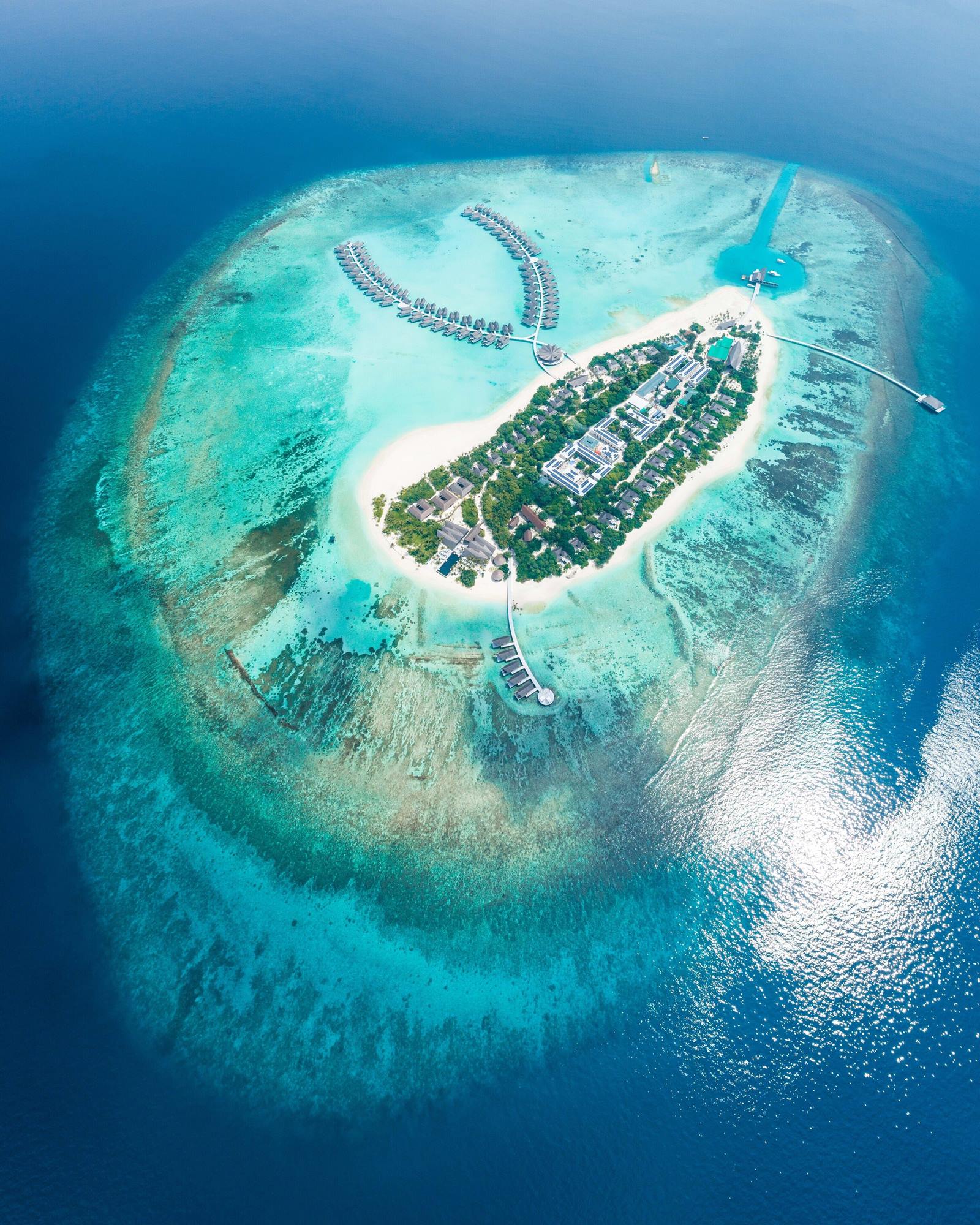 Mövenpick Resort Kuredhivaru Maldives en Noonu Atoll
