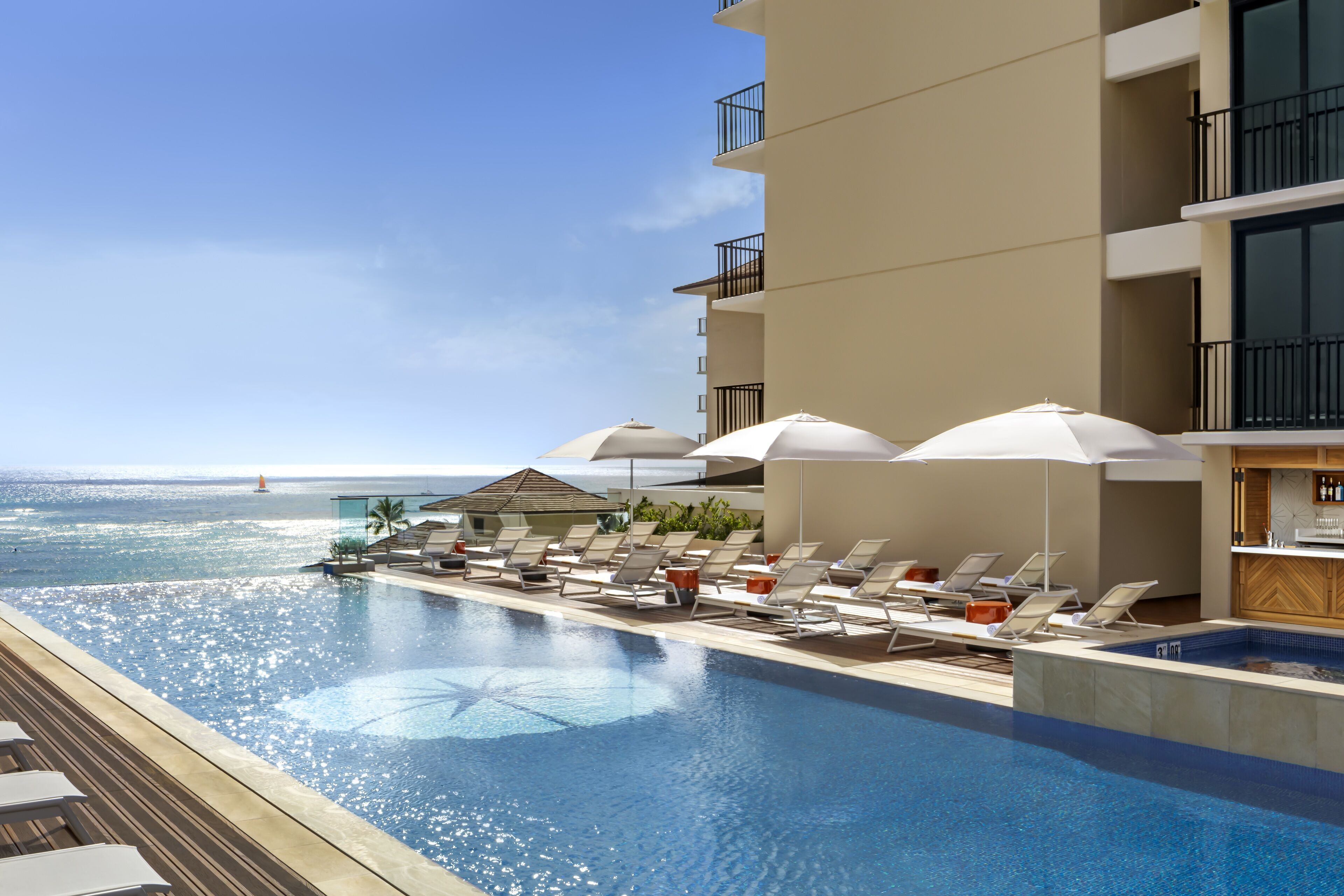Halepuna Waikiki by Halekulani en su destino