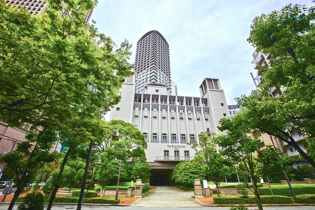The Ritz-Carlton, Osaka en su destino