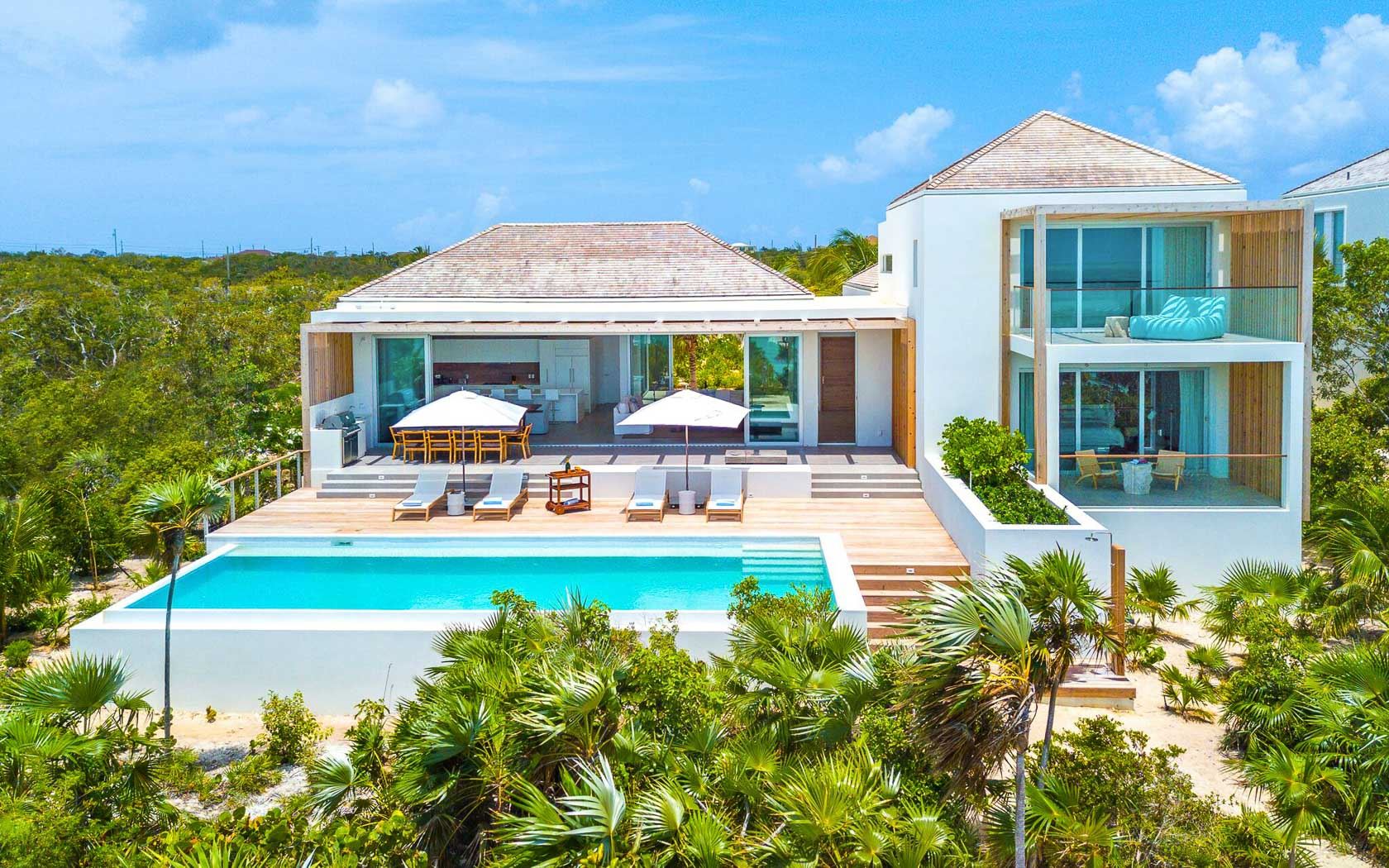 Exclusivo Viaje Fin de Año<br> Beach Enclave Turcas y Caicos *Vuelos Miami diseñado por LAT.40