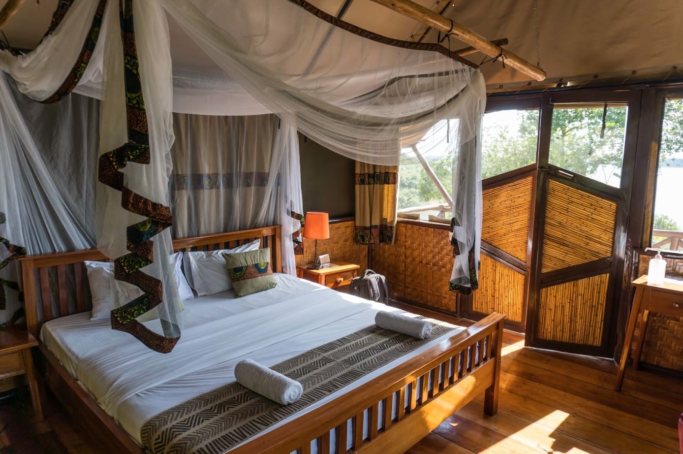 Queen Elizabeth Bush Lodge  en Queen Elizabeth National Park