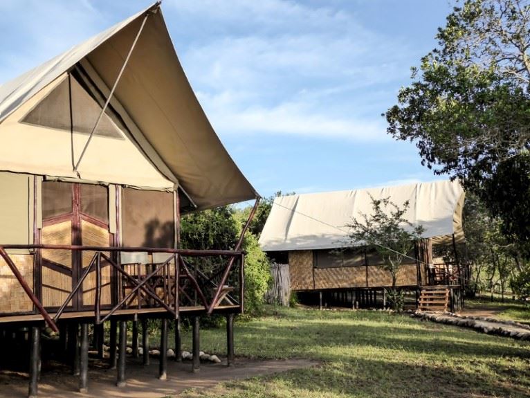Queen Elizabeth Bush Lodge  en Queen Elizabeth National Park
