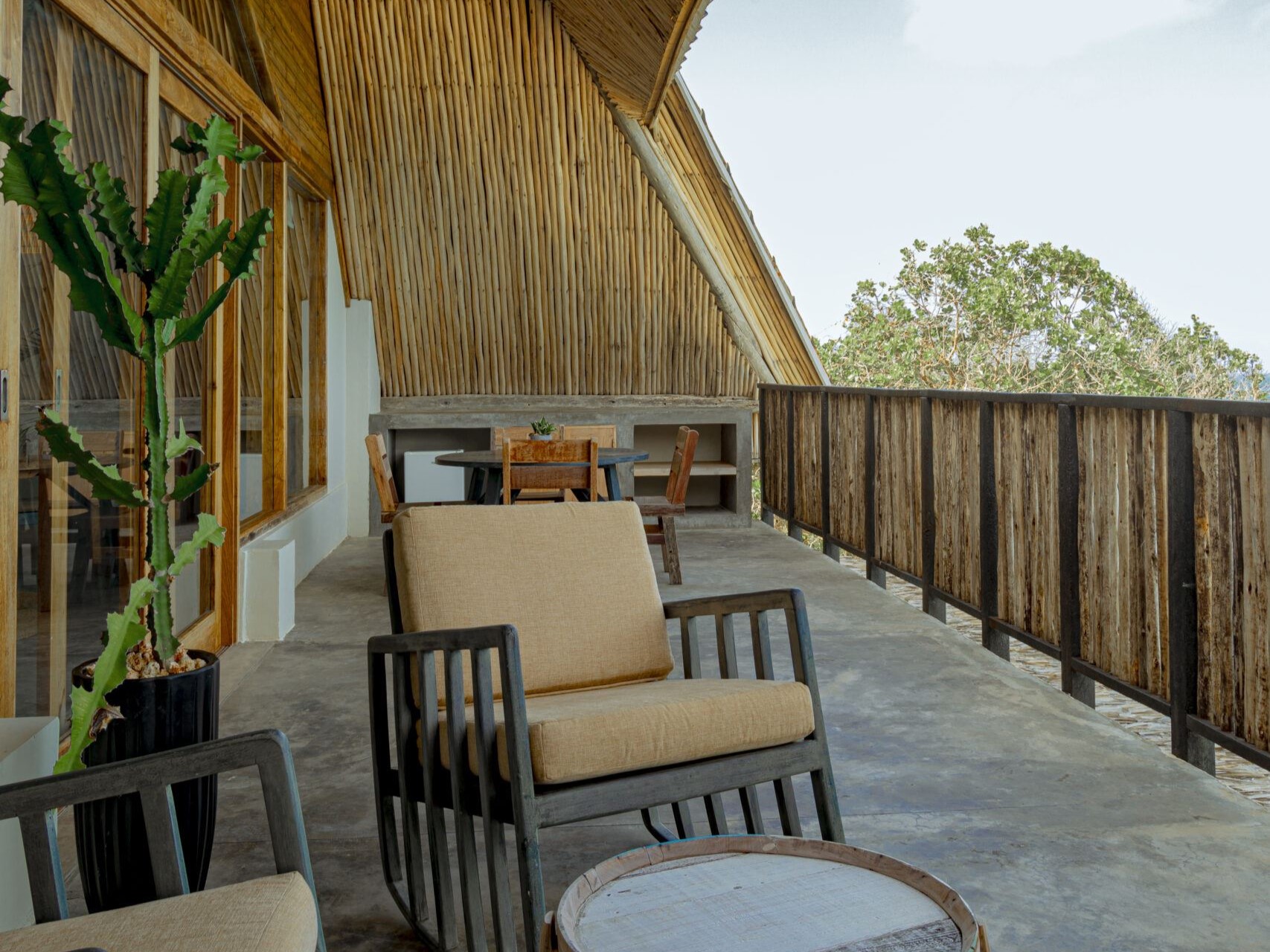 The Overhang en Dar es Salaam