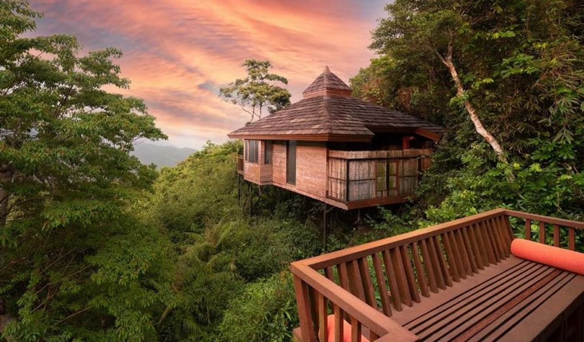 Yalong Bay Earthly Paradise Birds Nest Resort en China