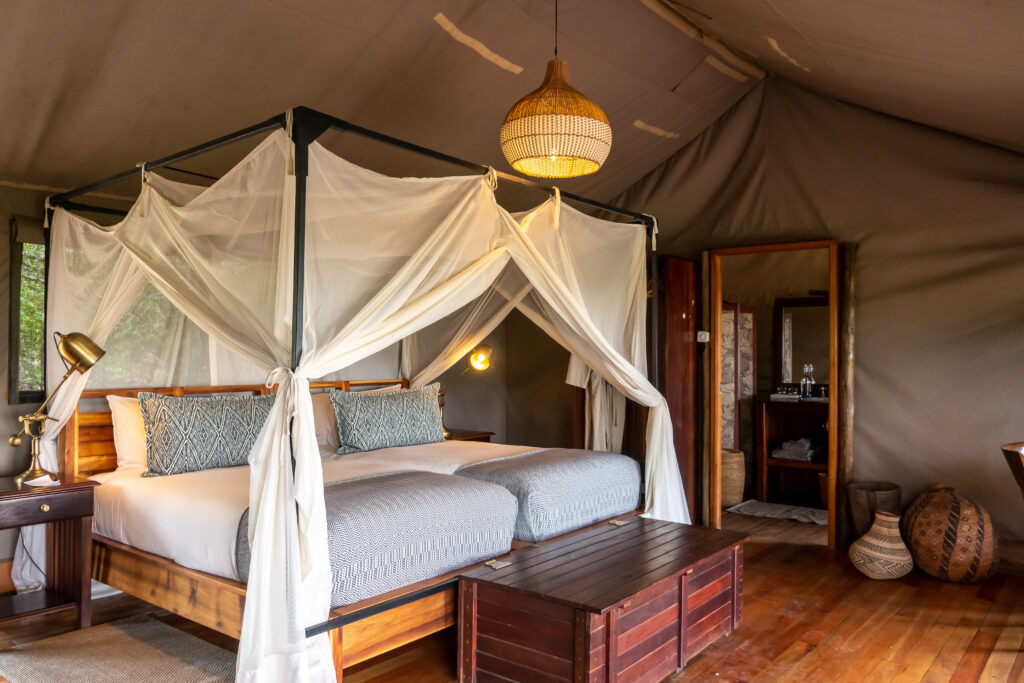 Linyanti Bush Camp & Ebony en Chobe