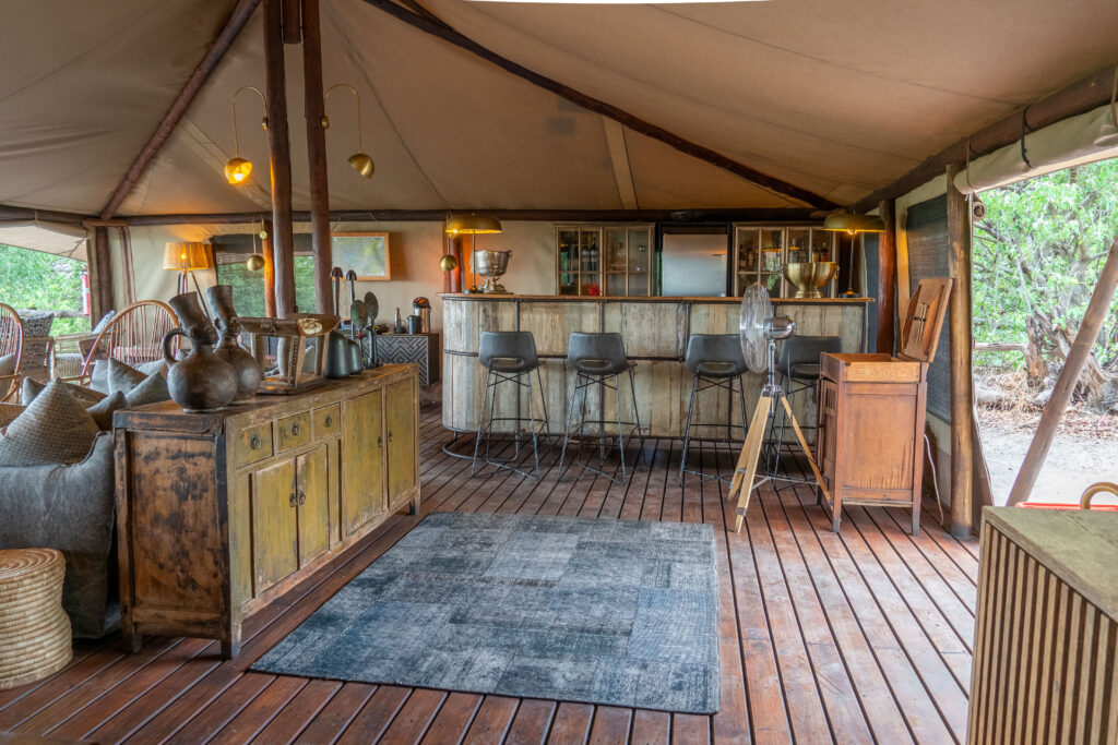 Linyanti Bush Camp & Ebony en Chobe