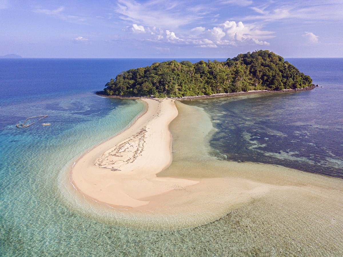 Saronde Island Resort  | LAT.40