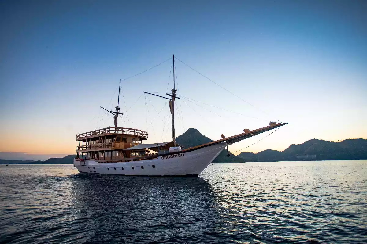 Private Charter Adishree en Komodo