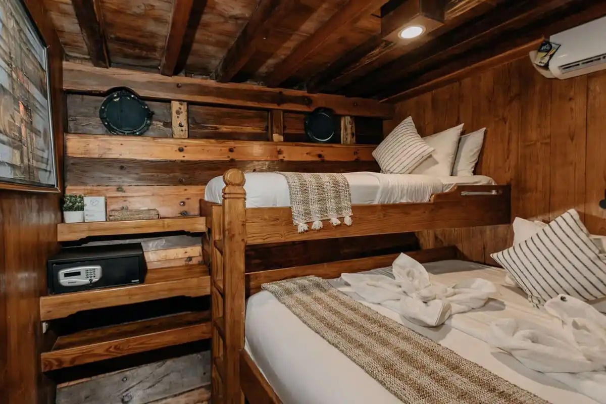 Private Charter Adishree en Komodo
