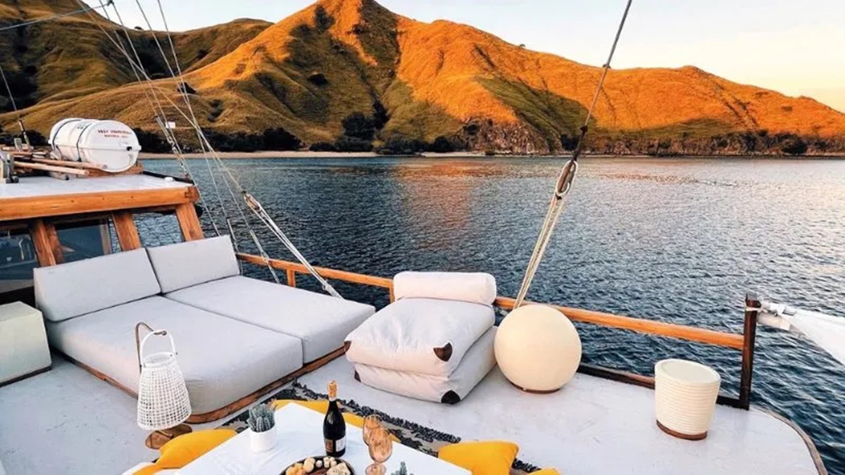 Samara II en Komodo