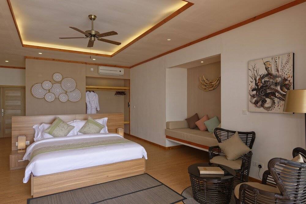 Brennia Kottefaru en Raa Atoll