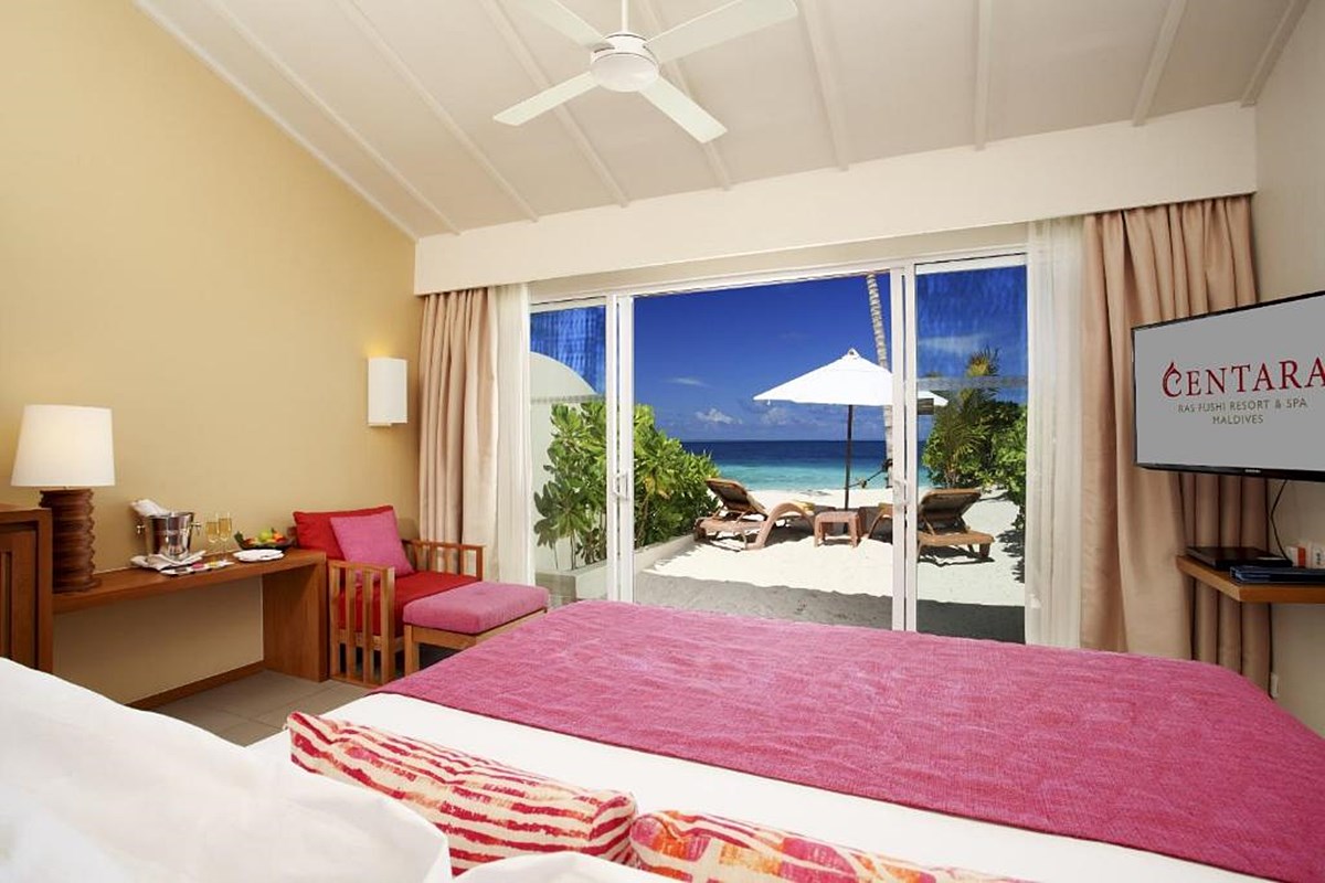 Centara Ras Fushi Resort & Spa Maldives en North Male Atoll