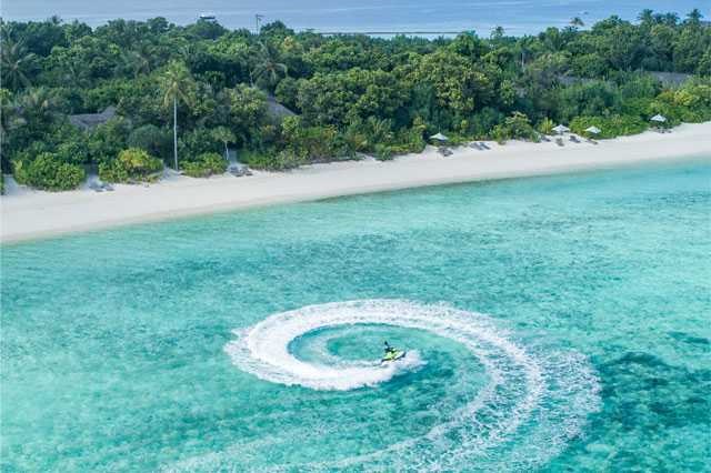 Vakkaru Maldives en su destino