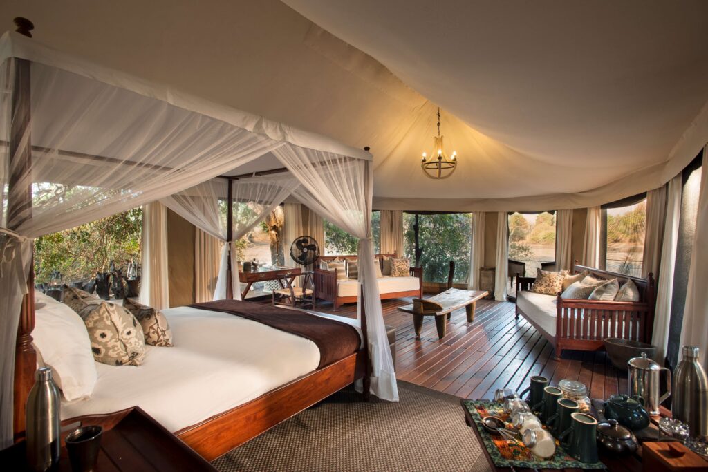 Kanga Expeditions en Mana Pools
