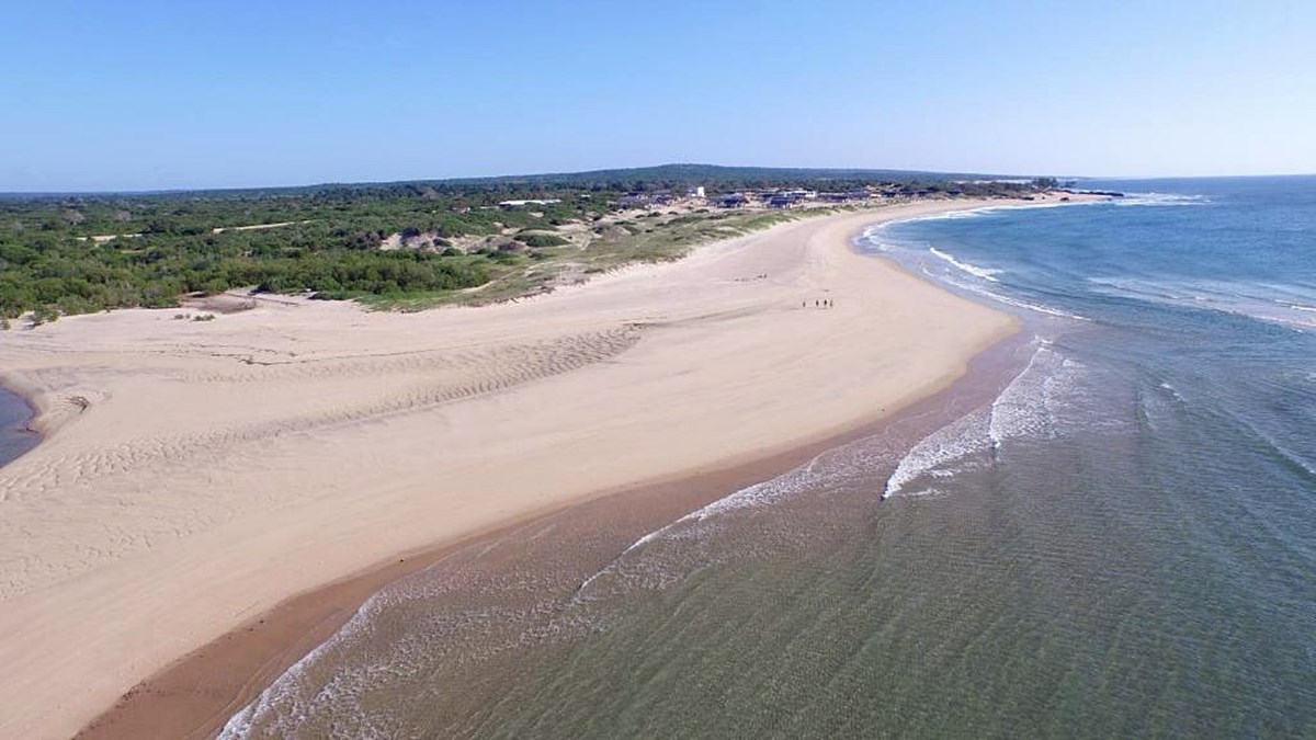 Mequfi Beach Resort  en mozambique