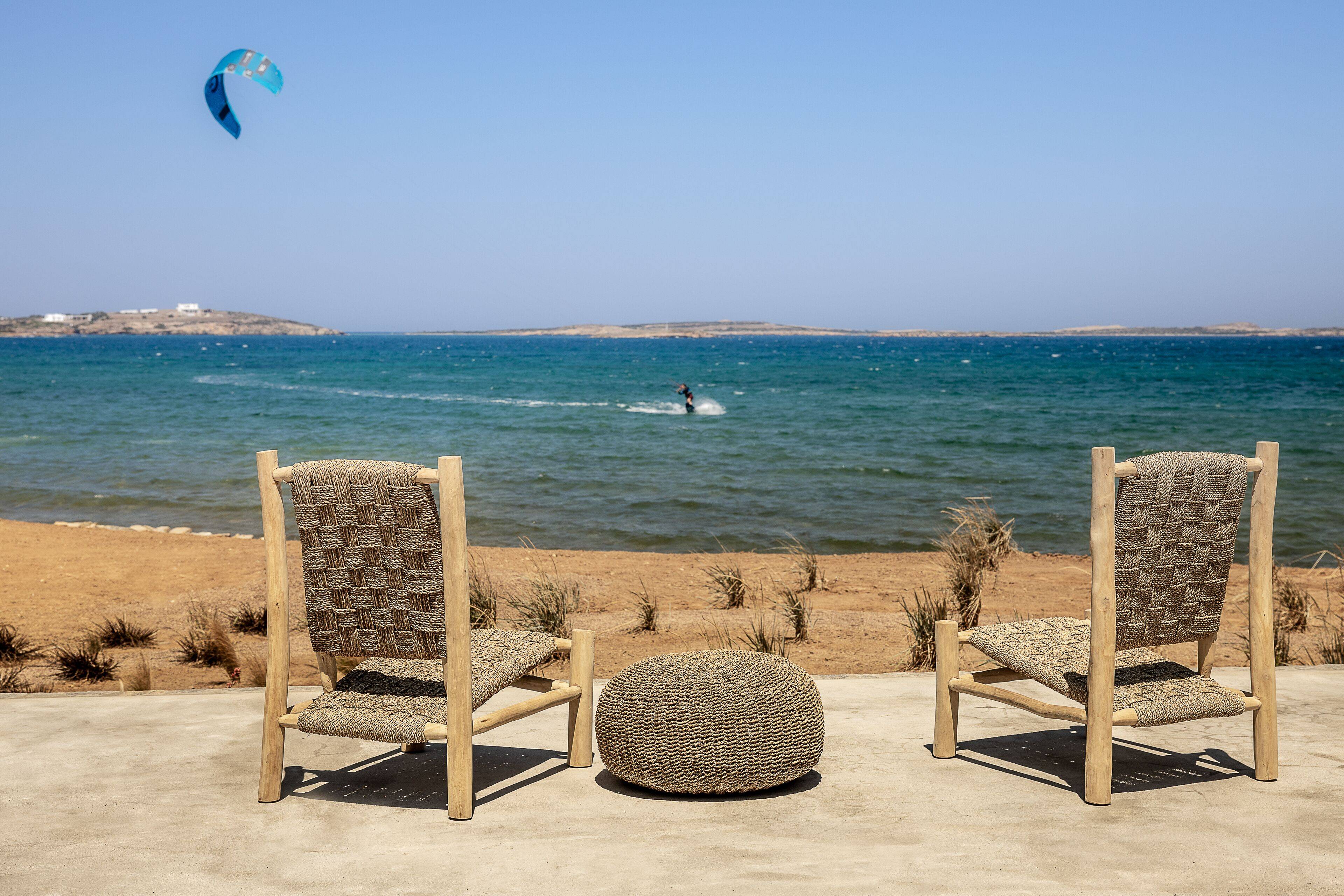 Paros