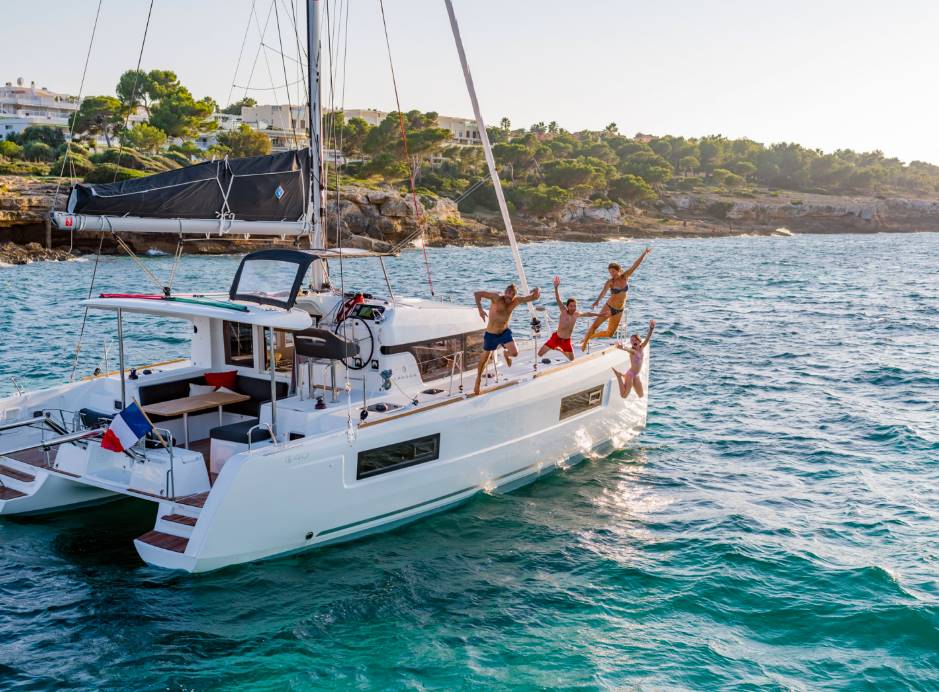 Private Charter Lagoon 40 en Polinesia Francesa