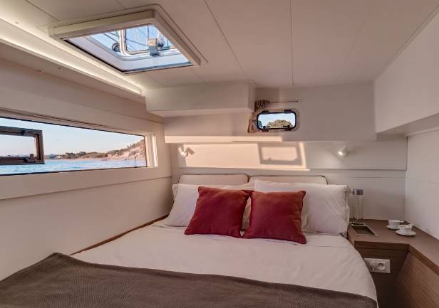 Private Charter Lagoon 40 en Polinesia Francesa