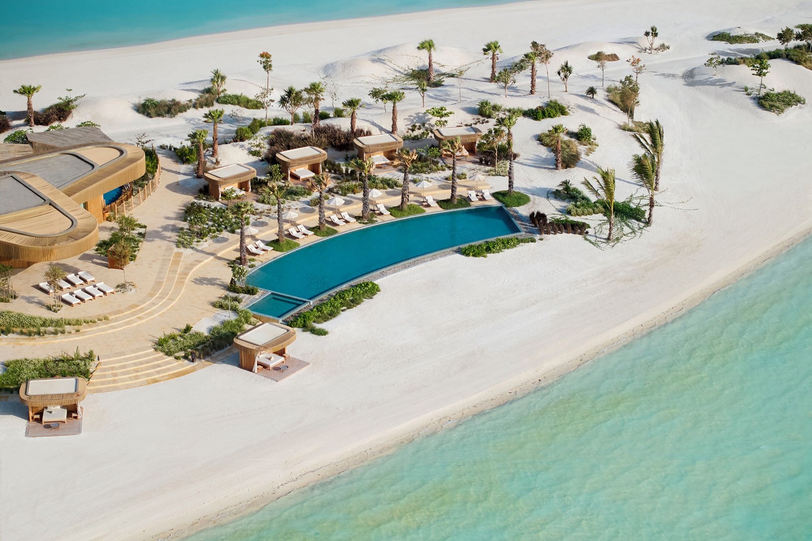 Nujumba, a Ritz Carlton Reserve en mar rojo