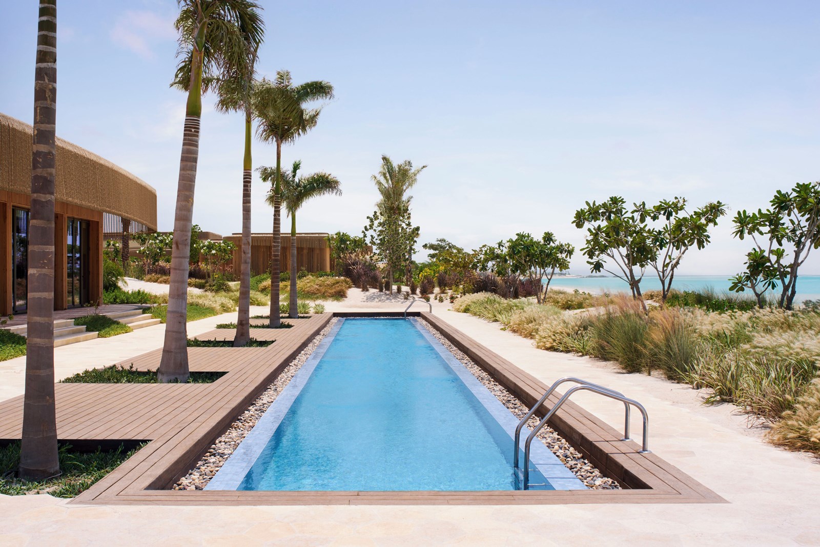 Nujumba, a Ritz Carlton Reserve en mar rojo