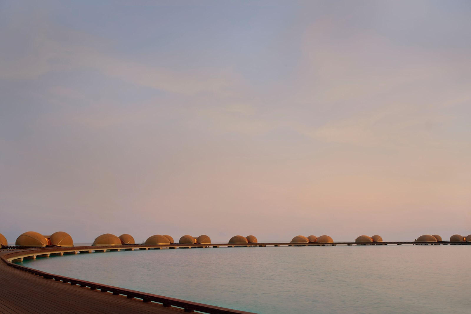 Nujumba, a Ritz Carlton Reserve en mar rojo