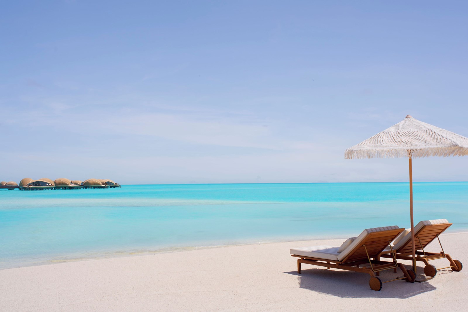 Nujumba, a Ritz Carlton Reserve en mar rojo