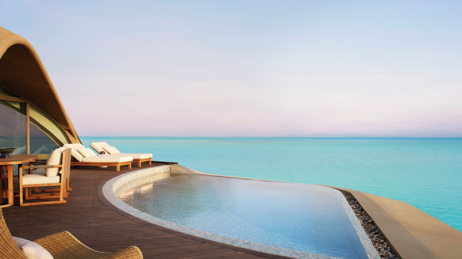 Nujumba, a Ritz Carlton Reserve en mar rojo