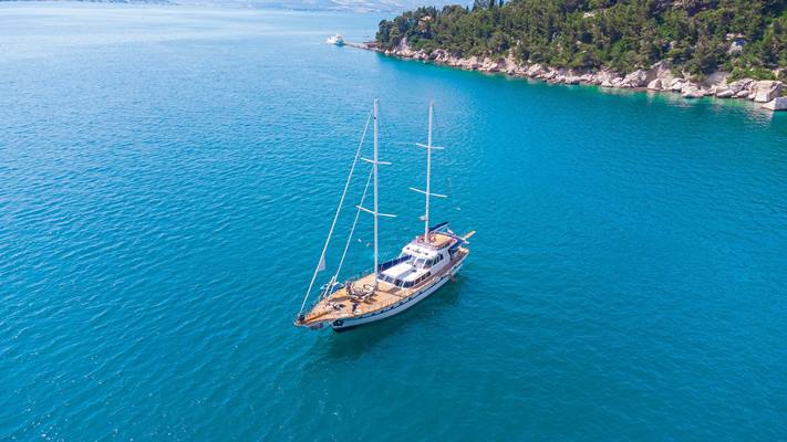 Goleta (30 metros) en Split