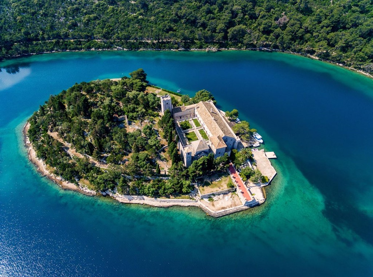Goleta (30 metros) en Split