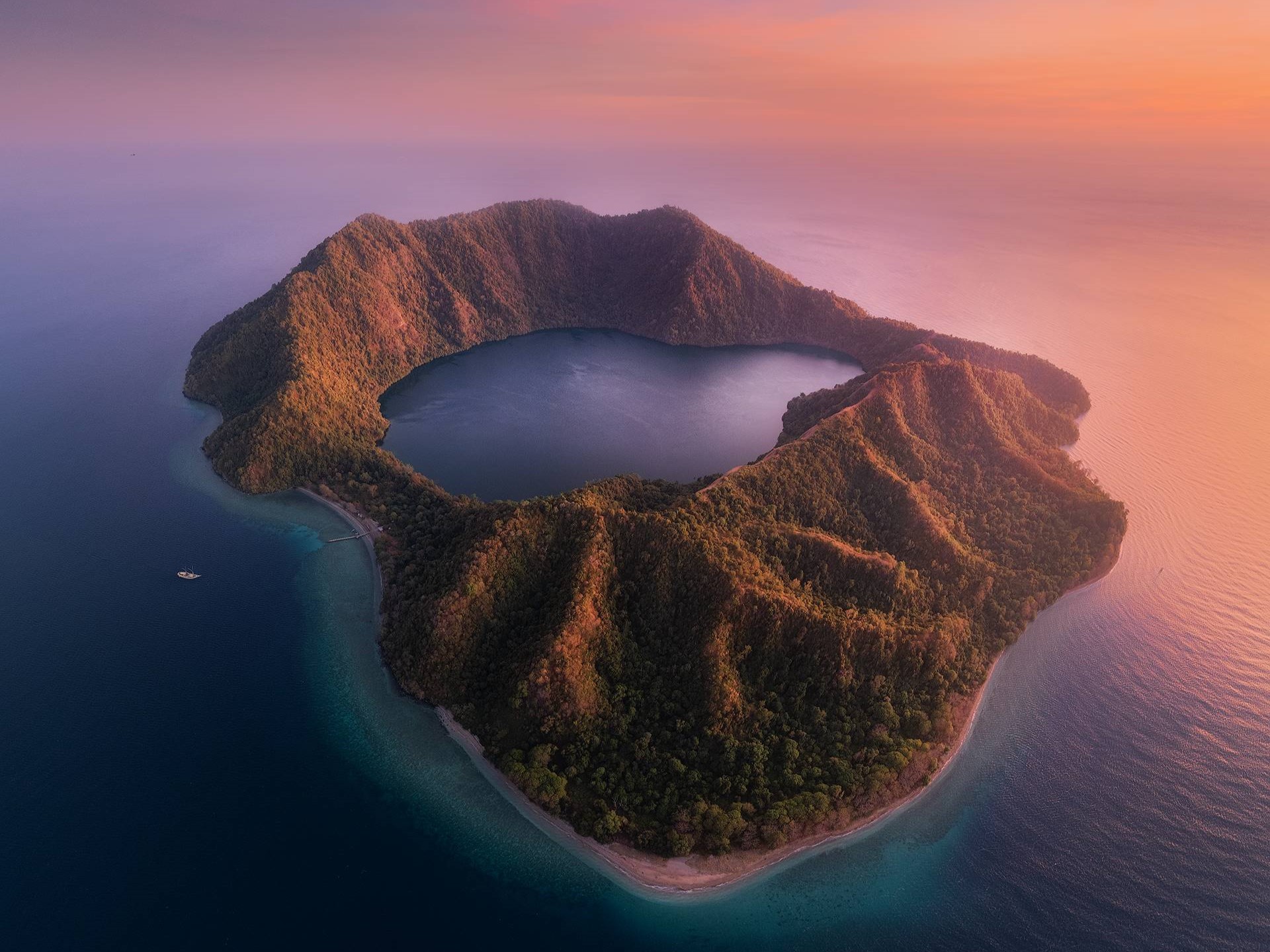 Sumbawa | LAT.40