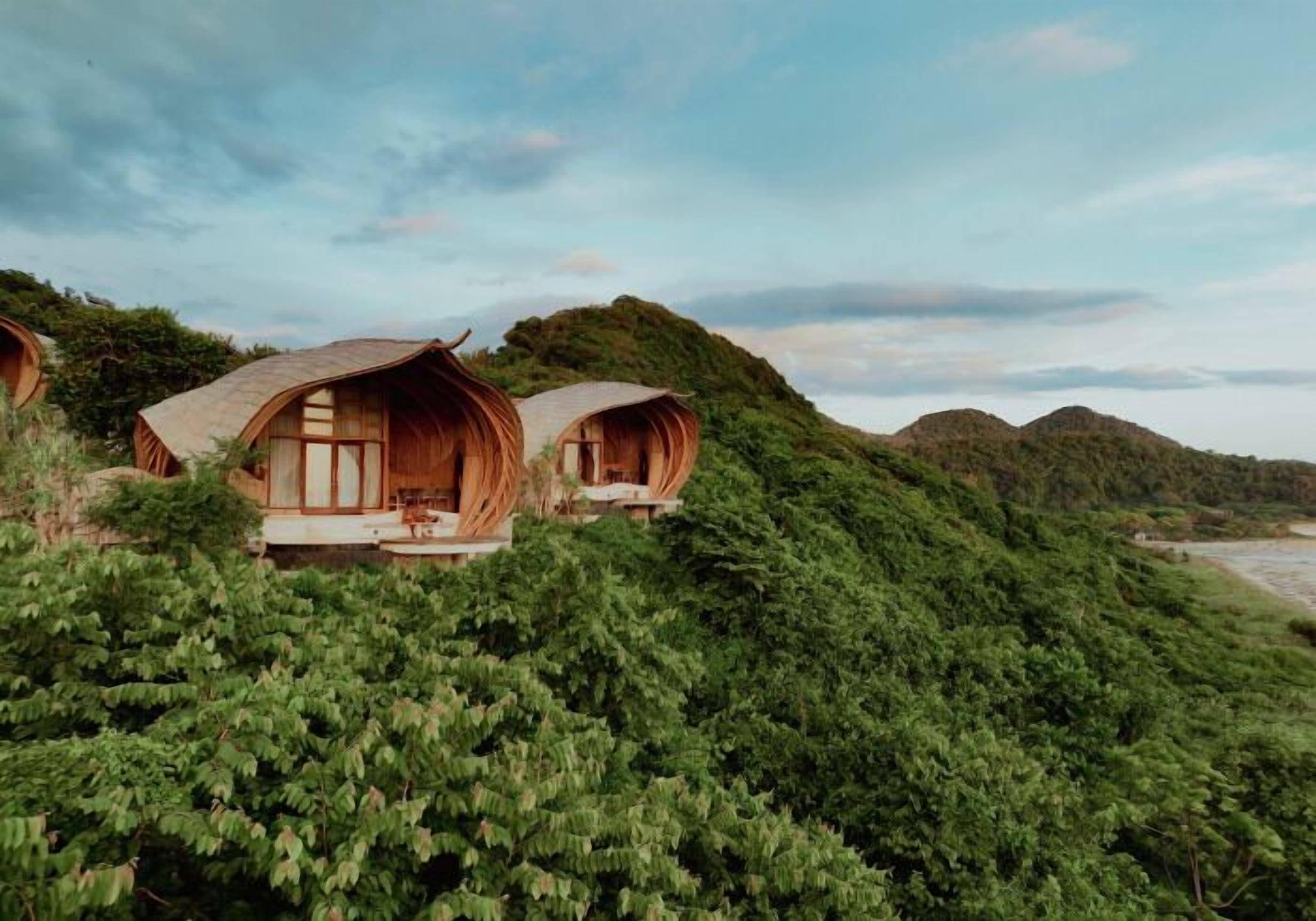 Kini Resort & Village | LAT.40
