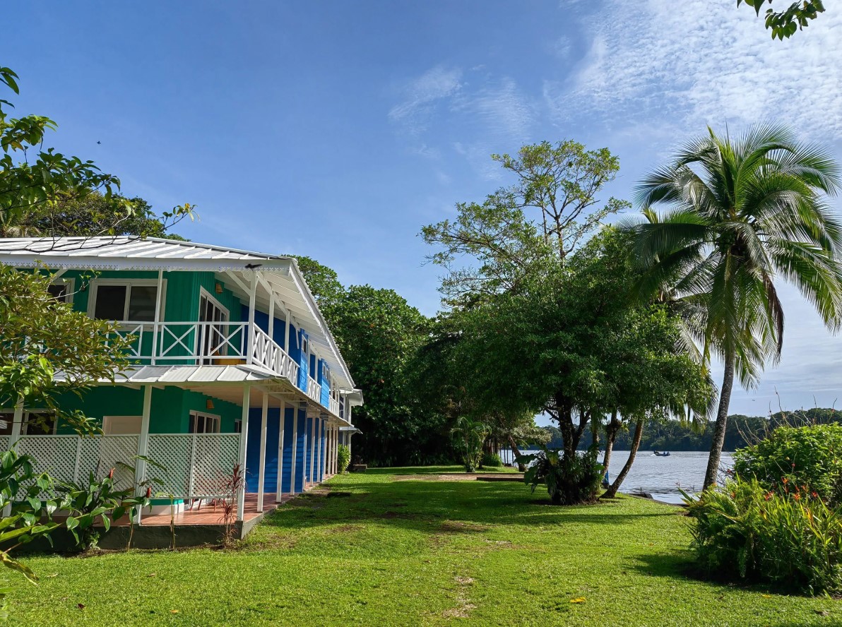 Tortuga Lodge and Gardens by Böëna en Tortuguero