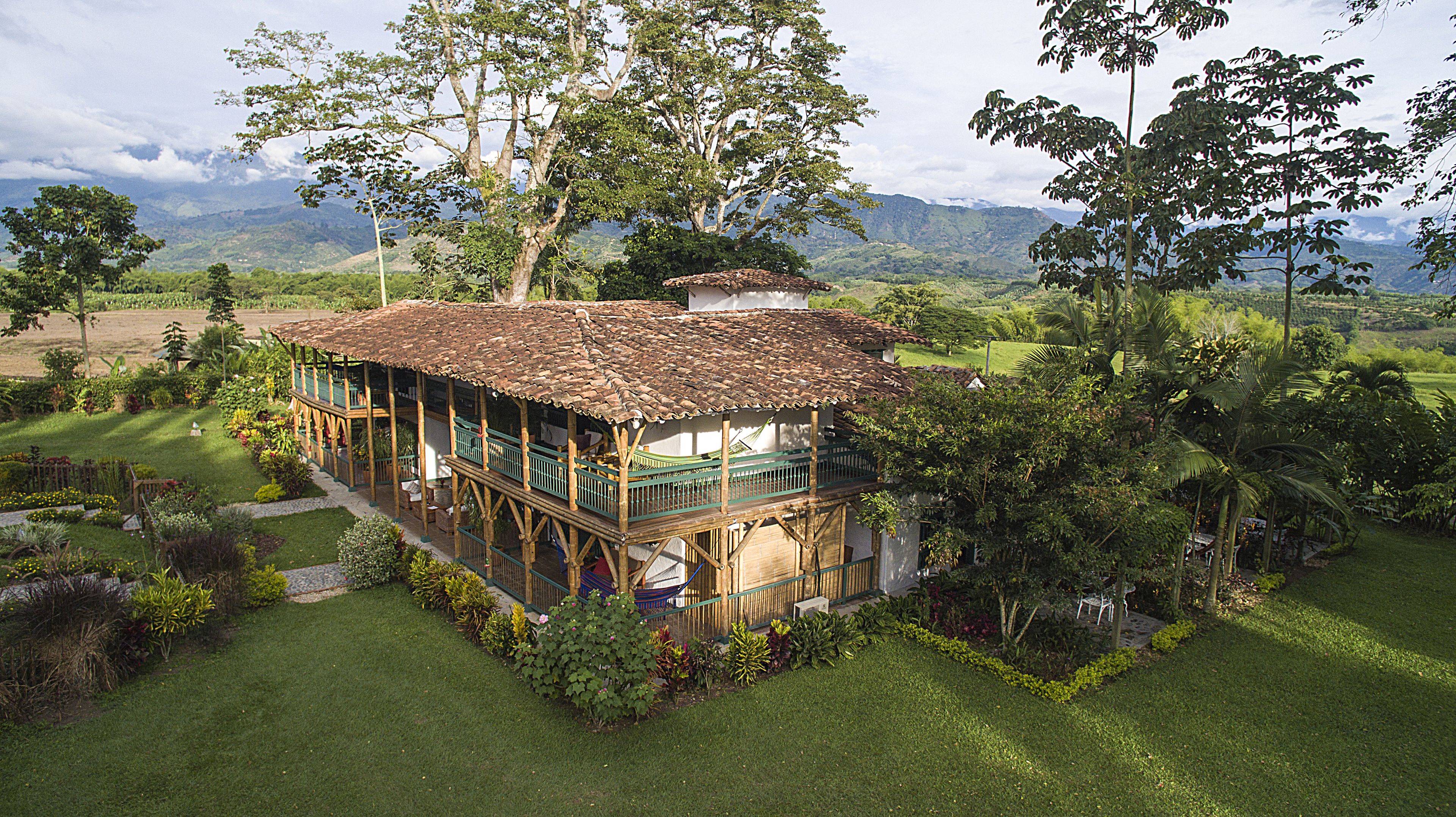 Luna de miel Eje Cafetero, Barichara, Tayrona, Cartagena y Baru diseñado por LAT.40