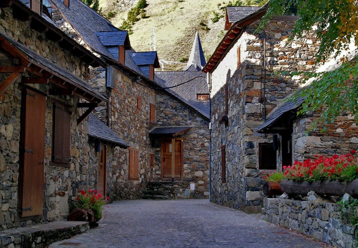 Hotel y Apartamentos Vilagaros en Valle de Aran