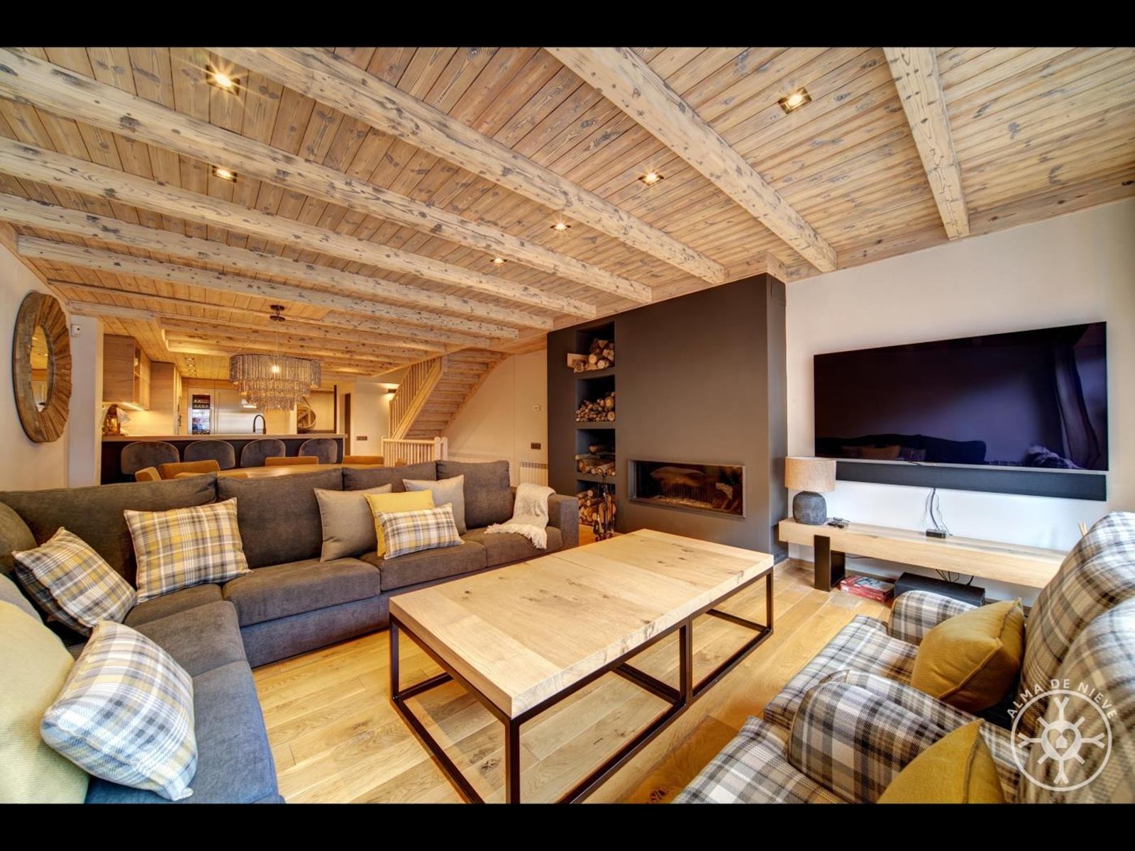 Vacaciones de esquí en familia en Baqueira diseñado por LAT.40