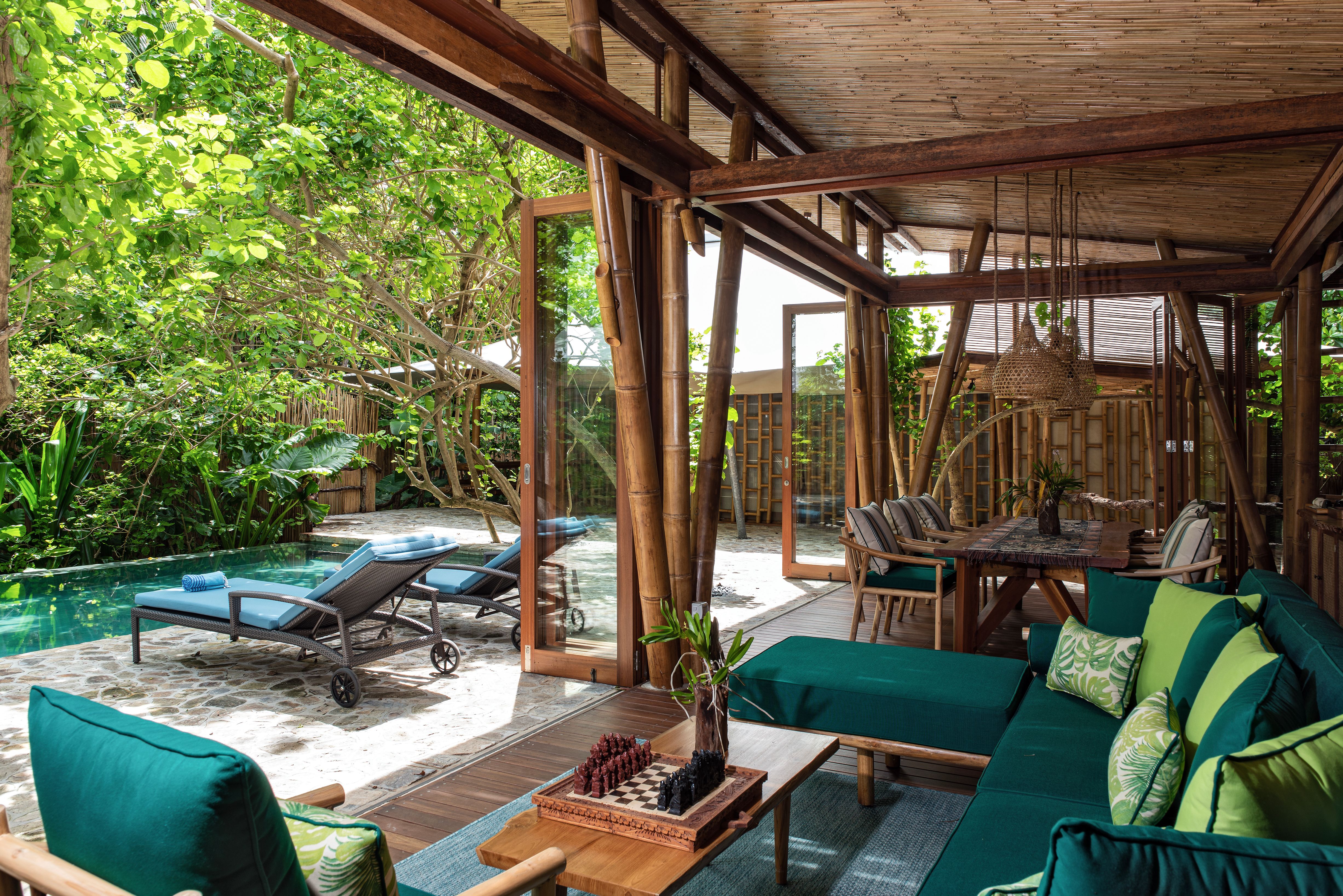 Bawah Private Island en Bawah Island