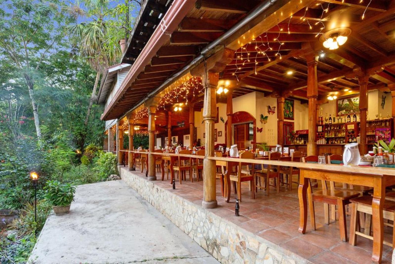 Ian Anderson's Caves Branch Adventure Co en Belize