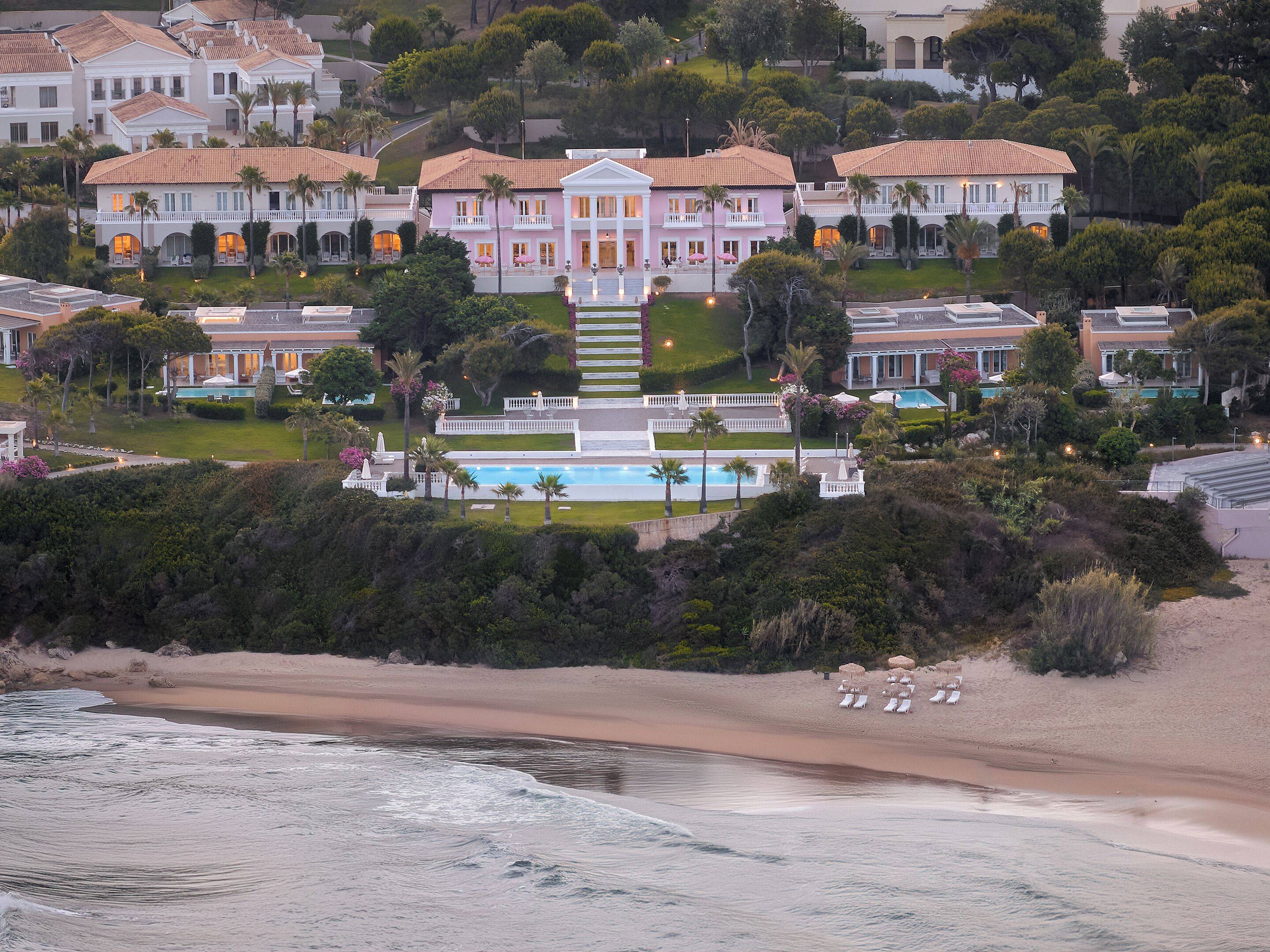 Mandola Rosa, A Grecotel Resort to Live at Riviera Olympia en Greece