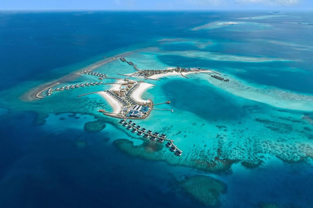 Centara Grand Lagoon Maldives en su destino