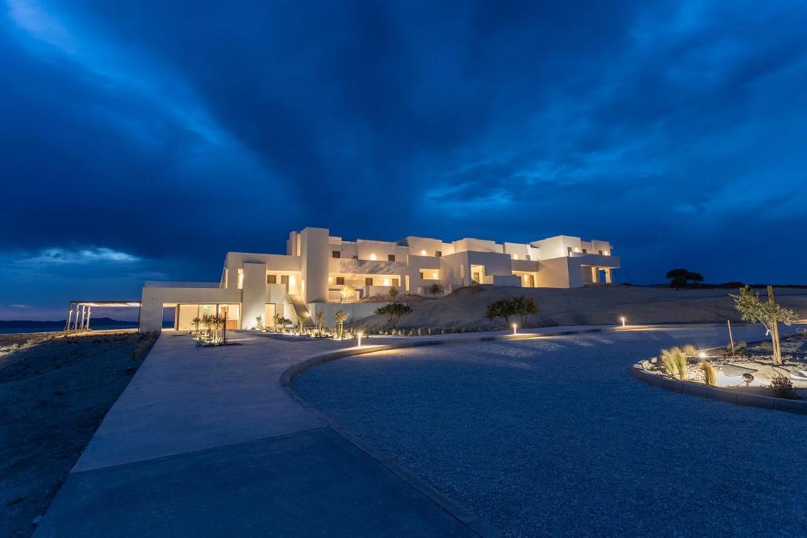 Domes White Coast Milos en Milos