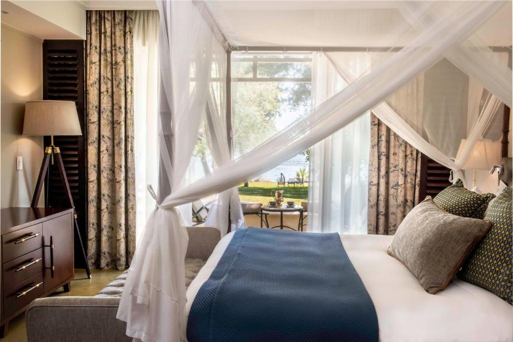 Royal Livingstone Victoria Falls Zambia Hotel by Anantara en Livingstone