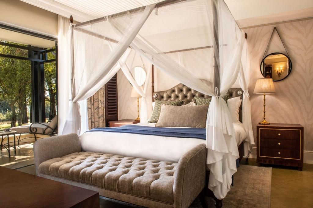 Royal Livingstone Victoria Falls Zambia Hotel by Anantara en Livingstone
