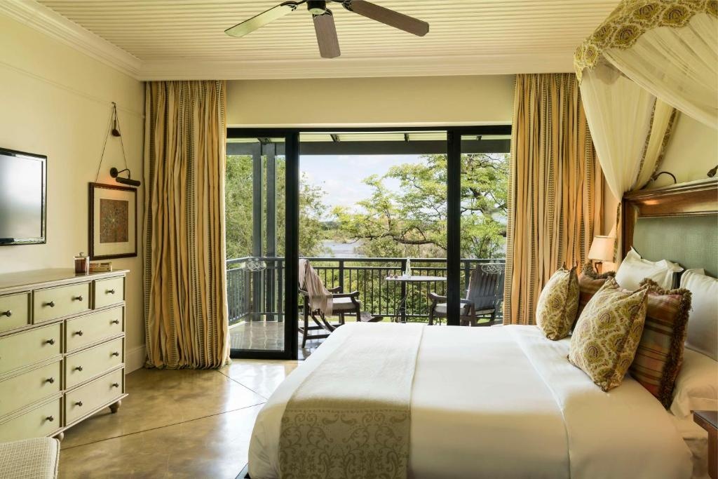 Royal Livingstone Victoria Falls Zambia Hotel by Anantara en Livingstone