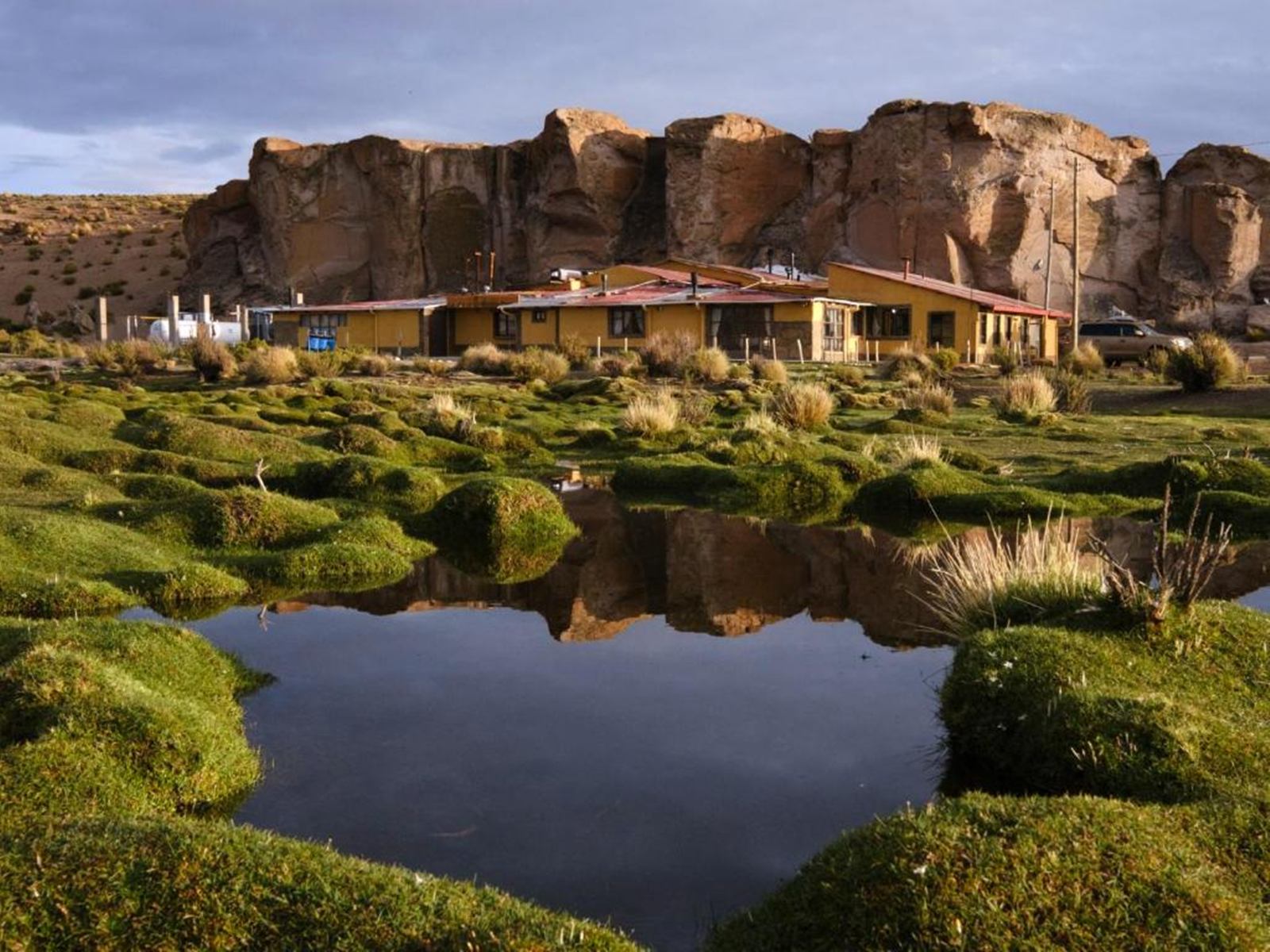 Jardines de Mallku Cueva en Salar de Uyuni