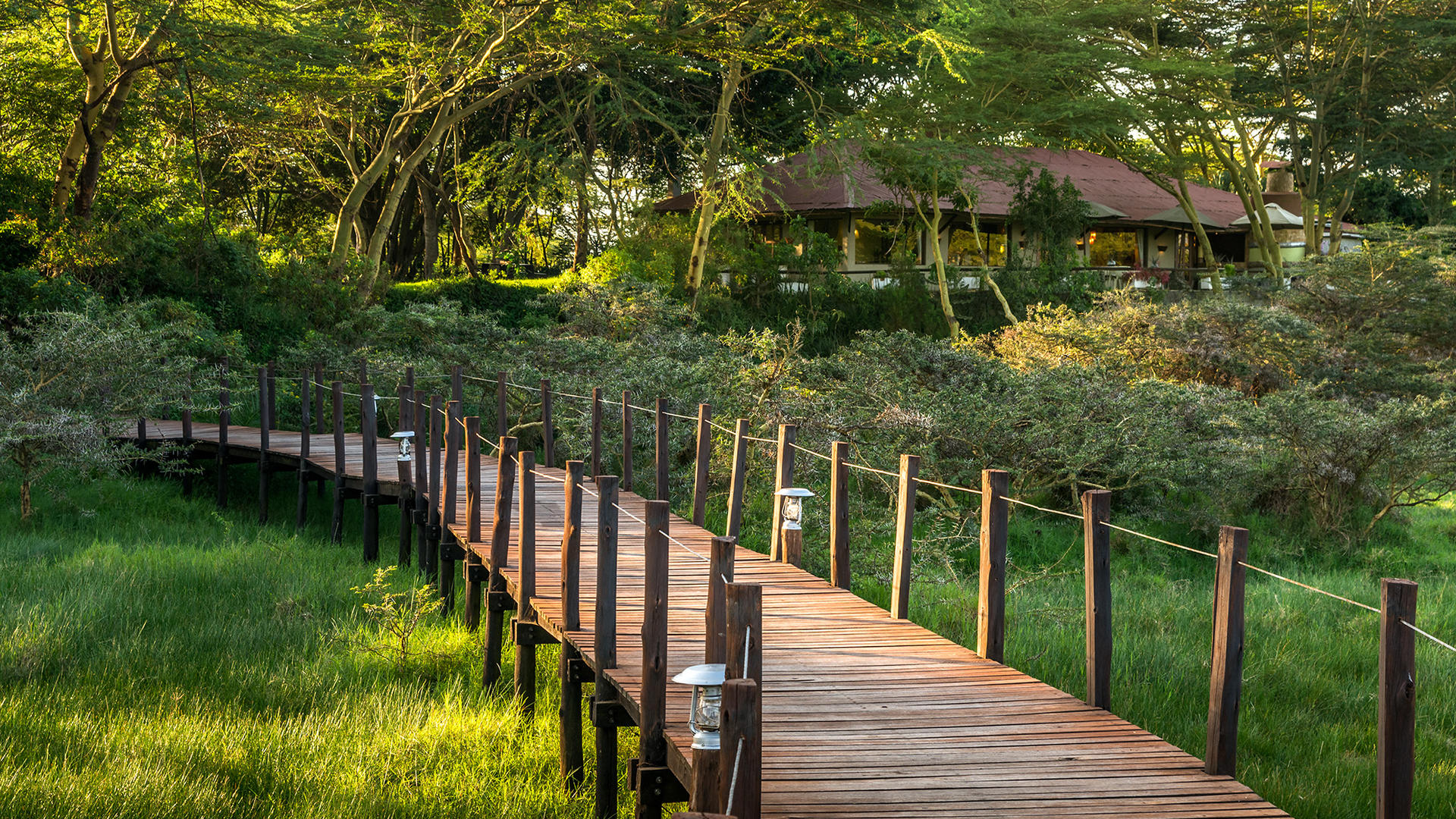 Js hl walkway with lounge in backdrop1